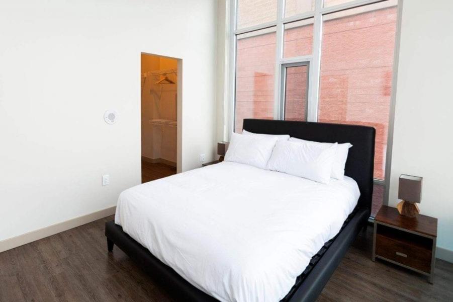 Mayfair Luxe Suites Premium By Corporate Stays Edmonton Exteriér fotografie